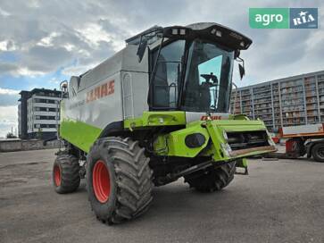 Claas Lexion 550  - фото