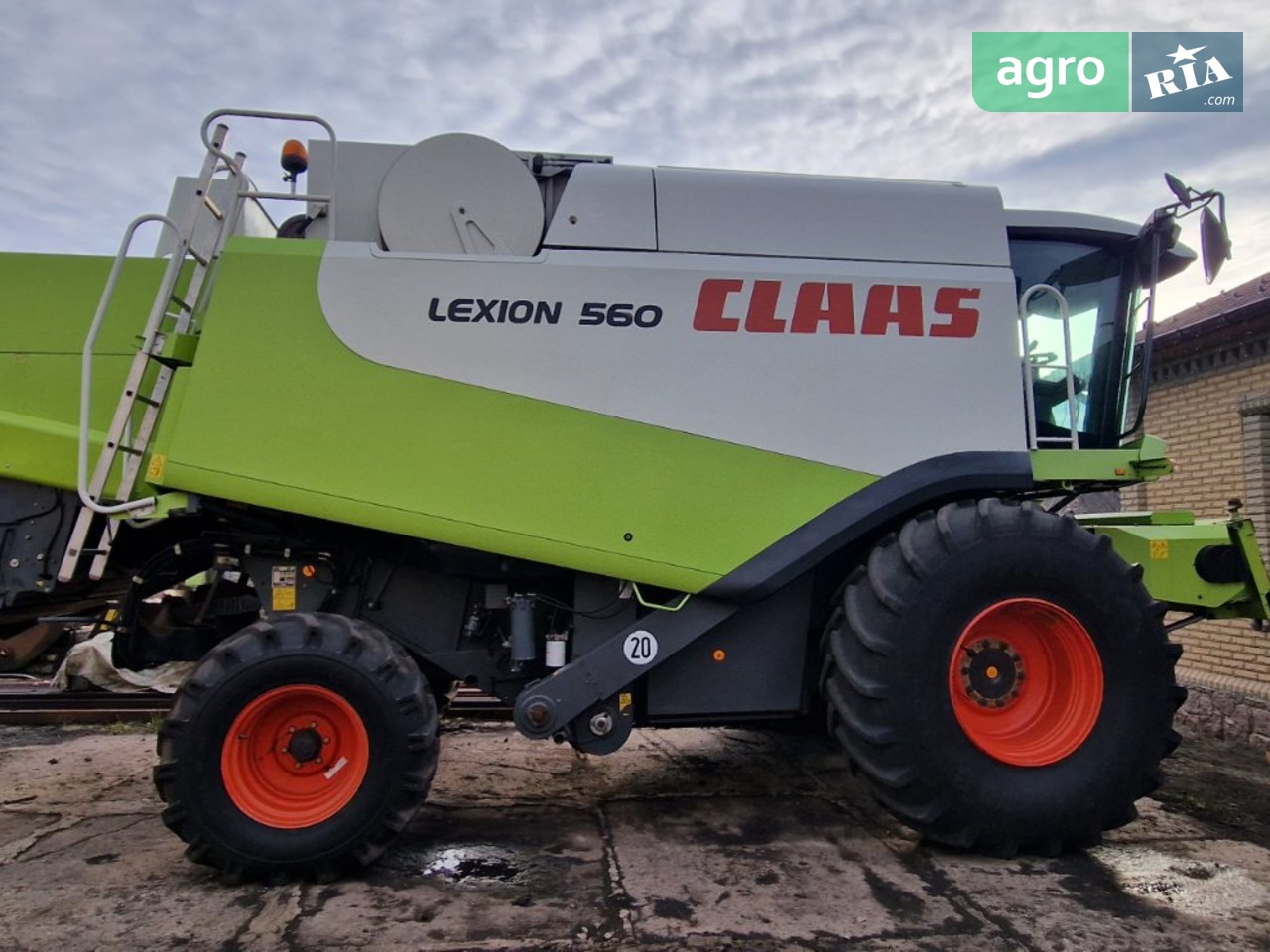 Комбайн Claas Lexion 560 2009 - фото 1