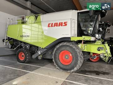 Claas Lexion 740  - фото