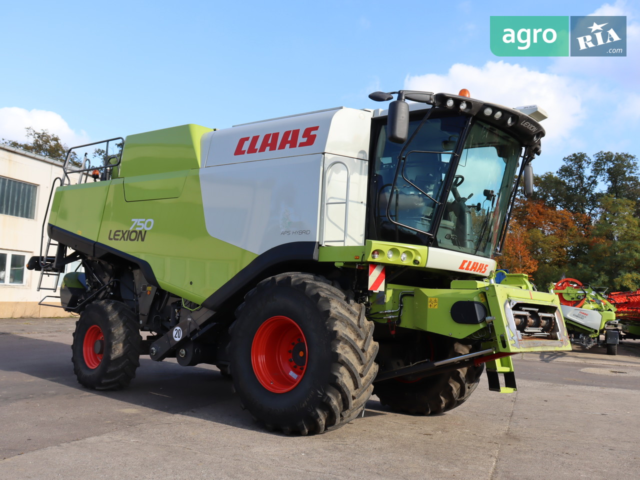 Комбайн Claas Lexion 750 2013 - фото 1