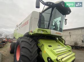 Комбайн Claas Lexion 2007