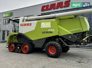 Комбайн Claas Lexion 2012