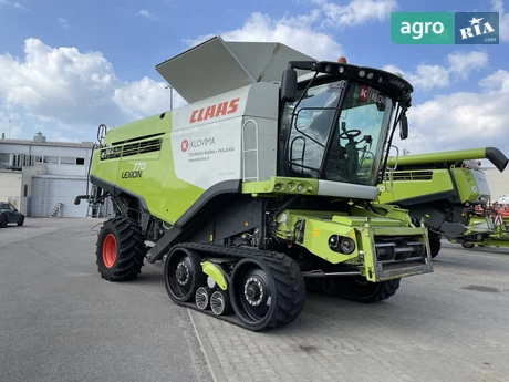 Комбайн Claas Lexion 2013 - фото