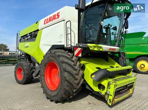 Комбайн Claas Lexion 2021