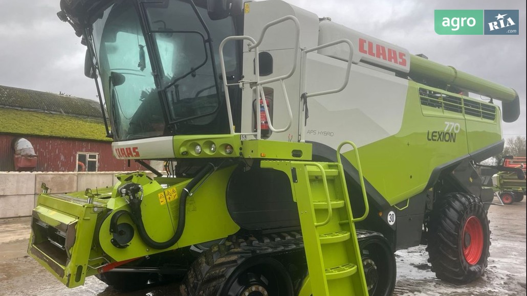 Комбайн Claas Lexion 2017 - фото 1