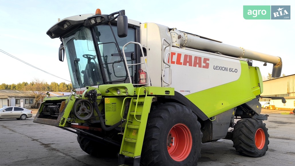 Комбайн Claas Lexion 2008 - фото 1