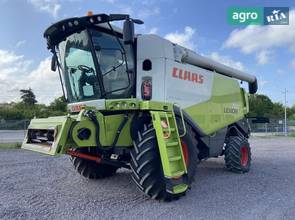 Комбайн Claas Lexion 2012