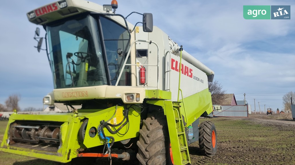 Комбайн Claas Lexion 2000 - фото 1