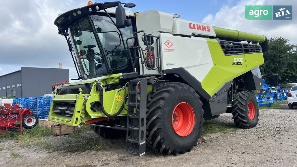 Комбайн Claas Lexion 2022 - фото 1
