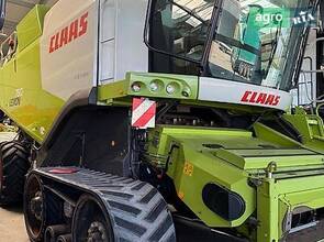 Комбайн Claas Lexion 
