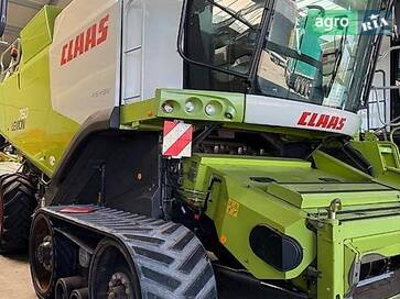 Claas Lexion  - фото