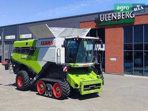 Комбайн Claas Lexion 