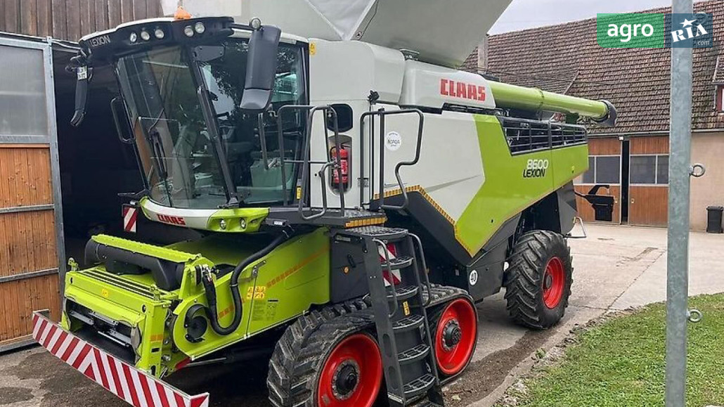 Комбайн Claas Lexion 2023 - фото 1