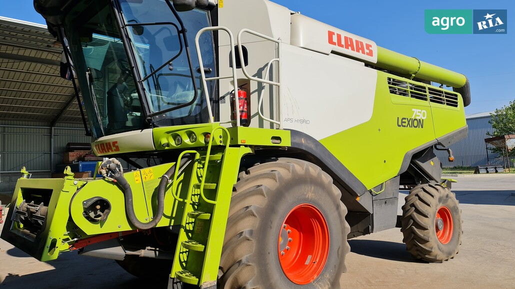 Комбайн Claas Lexion 2019 - фото 1