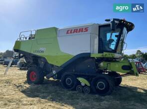 Комбайн Claas Lexion 