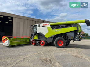 Комбайн Claas Lexion 2022