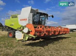 Комбайн Claas Lexion 2012