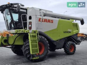 Комбайн Claas Lexion 2012