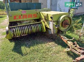 Прес-підбірник Claas Markant 40 2009