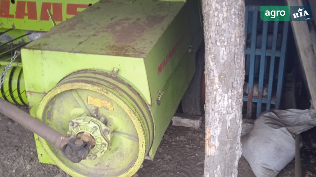 Прес-підбірник Claas Markant 40 2000 - фото 1