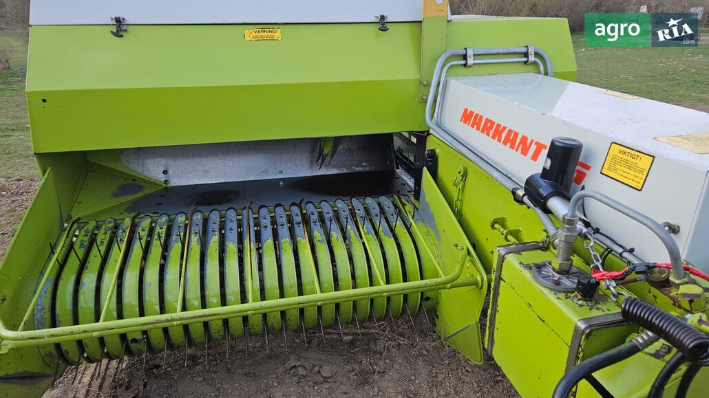 Прес-підбірник Claas Markant 51 2018 - фото 1
