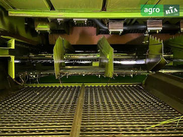 Claas Mega 208  - фото