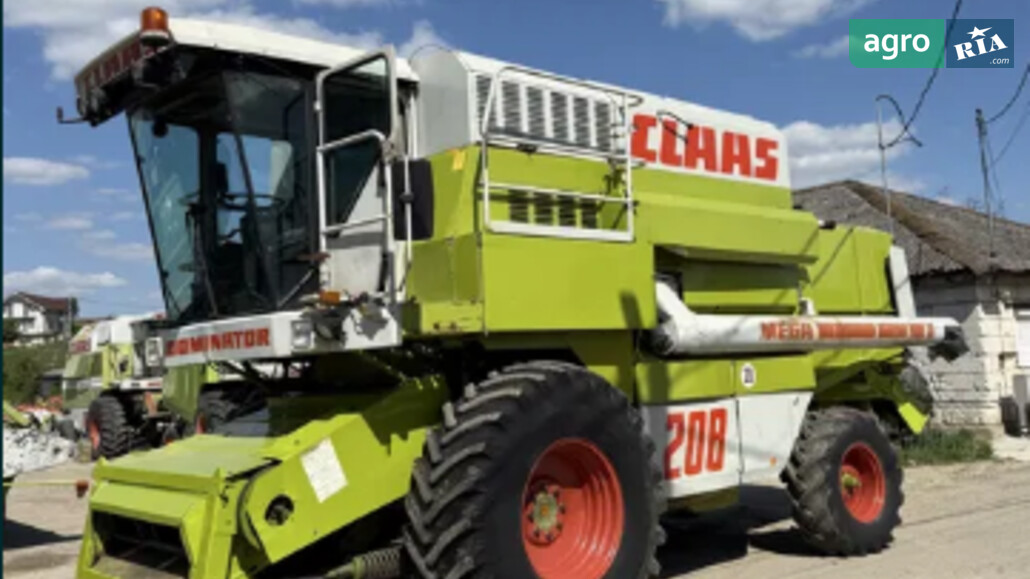 Комбайн Claas Mega  - фото 1