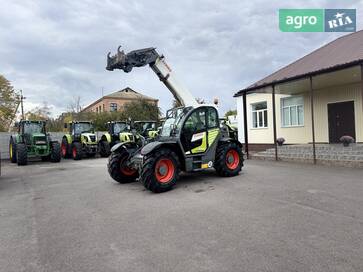 Claas Scorpion 7040  - фото