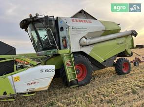 Комбайн Claas Tucano 2012