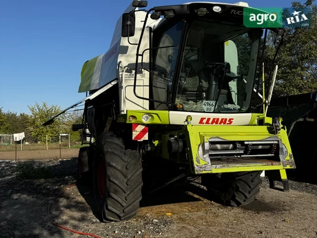 Комбайн Claas Tucano 2016 - фото