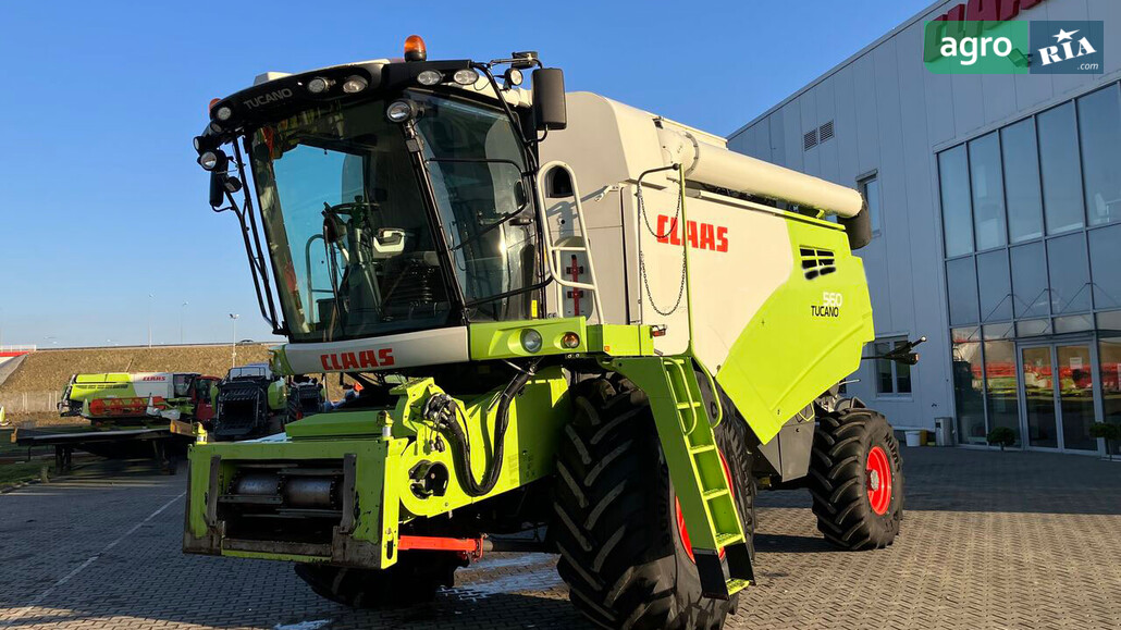 Комбайн Claas Tucano  - фото 1