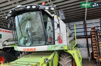 Комбайн Claas Tucano 2011 - фото
