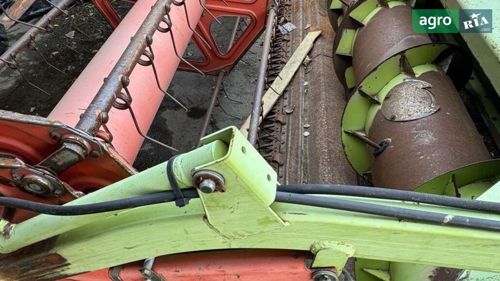 Жниварка Claas Vario 2000 - фото 1