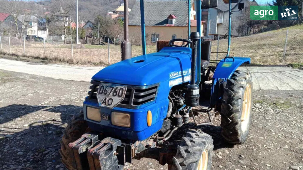 Трактор Dongfeng 244  - фото 1