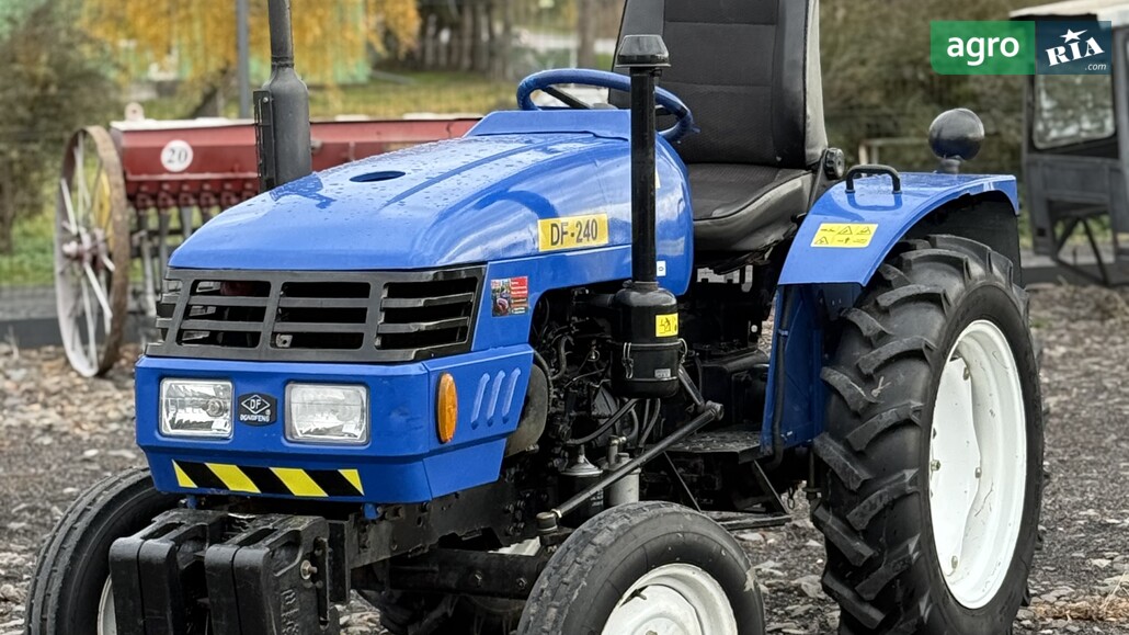 Трактор Dongfeng DF-240 2011 - фото 1