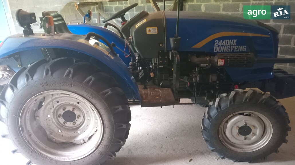 Трактор Dongfeng DF-244 2023 - фото 1