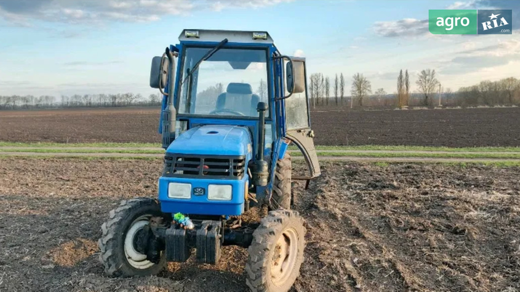 Трактор Dongfeng DF-244 2013 - фото 1