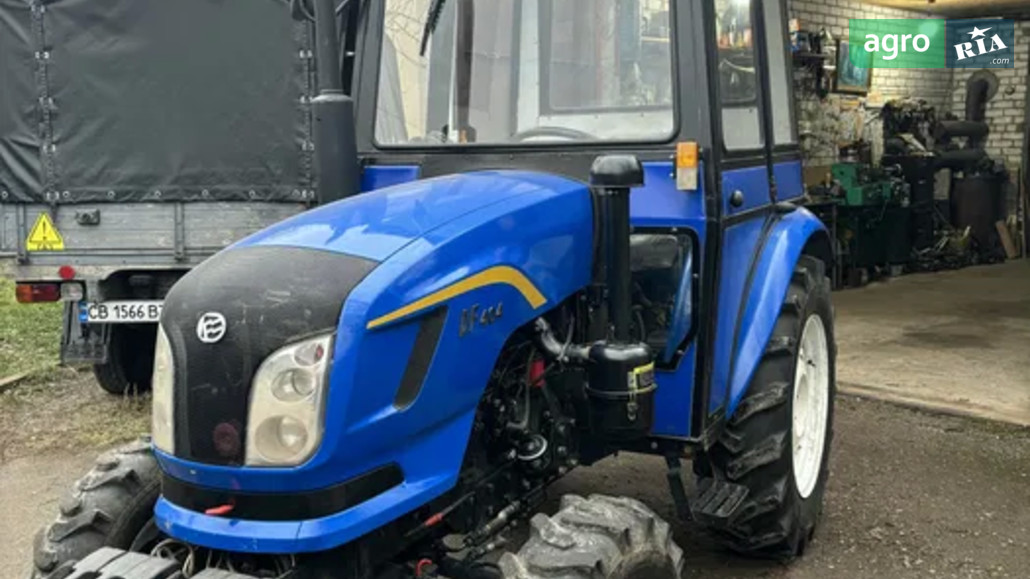 Трактор Dongfeng DF-404 2016 - фото 1