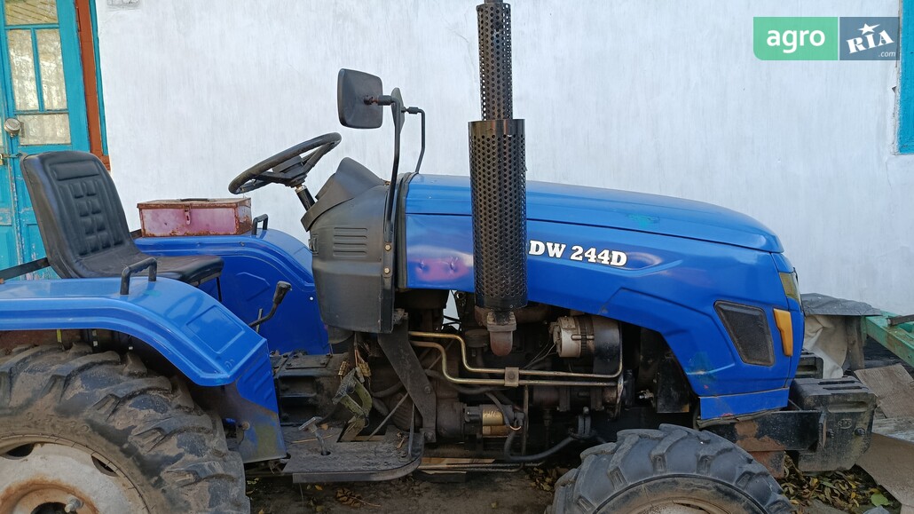 Трактор DW 244D 2017 - фото 1