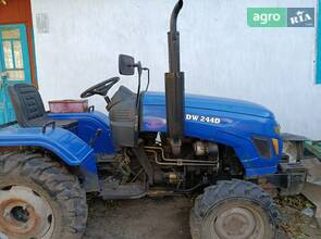 Трактор DW 244D 2017