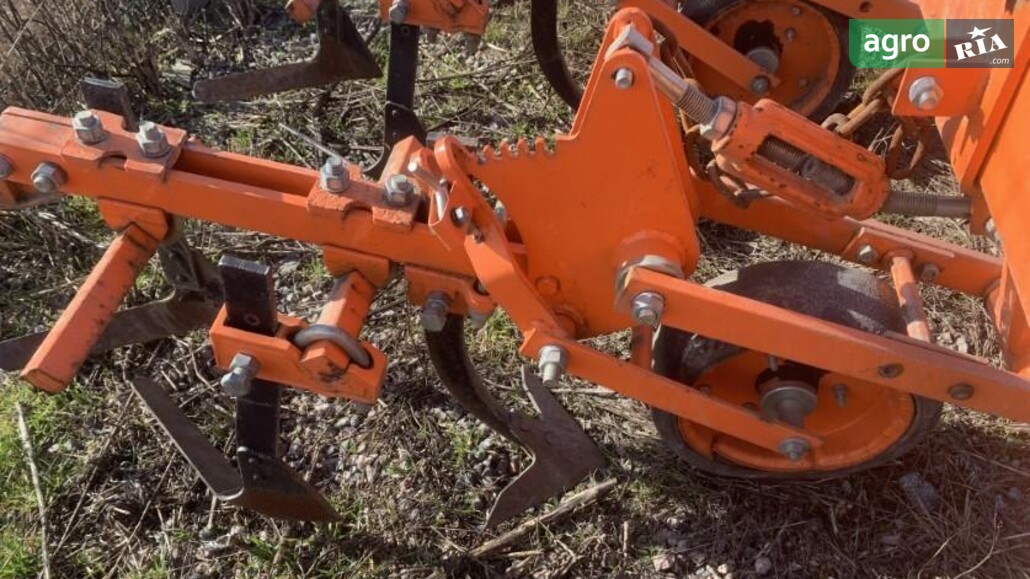 Культиватор Фаворит КРНФ-5.6 2016 - фото 1