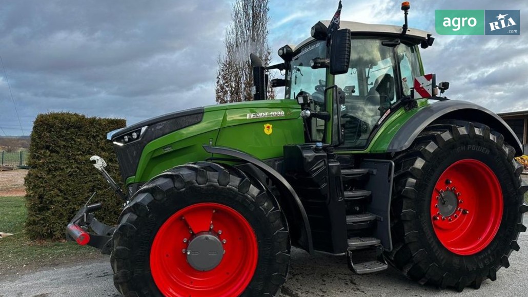 Трактор Fendt 1038 2017 - фото 1