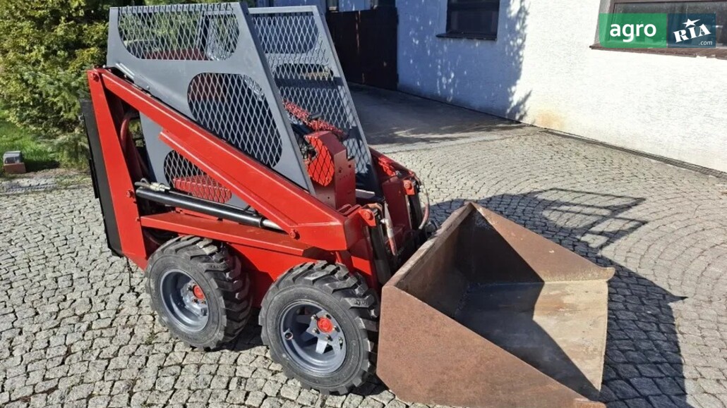 Навантажувач Gehl 360 1990 - фото 1