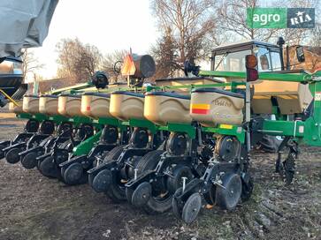 Great Plains YP 825 2018 - фото