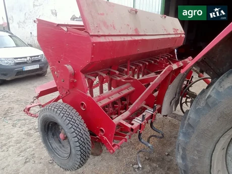 Сівалка International Harvester  - фото