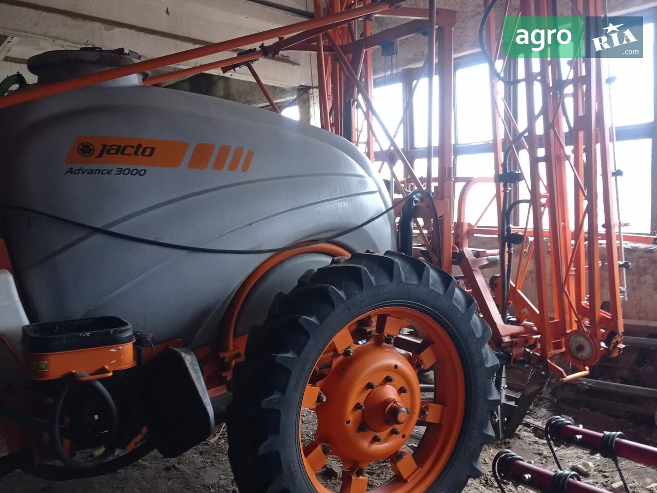 Купити Оприскувач Jacto Advance Vortex 3000 2014. Б/в. Ціна 25 000 ...