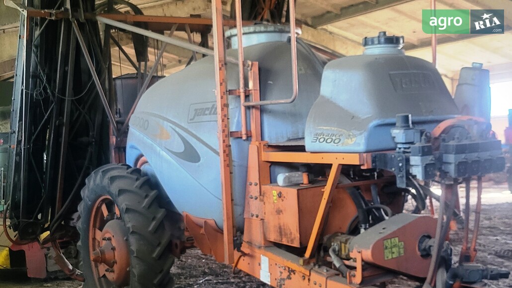 Опрыскиватель Jacto Advance Vortex 3000 2008 - фото 1