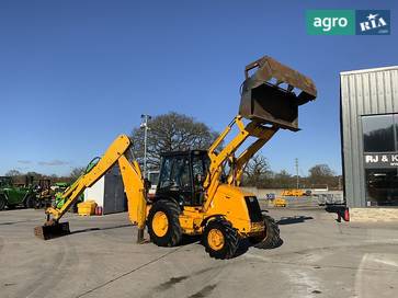 JCB 3CX  - фото