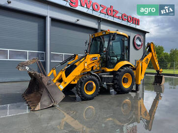 JCB 3CX  - фото