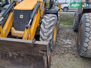 JCB 4CX 2018 - фото